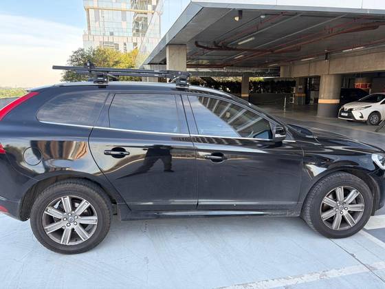 VOLVO XC60 2.0 T5 KINETIC GASOLINA 4P AUTOMÁTICO